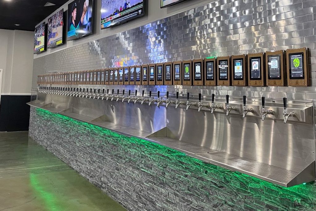 How self-serve beer taps are changing the bar experience? 1 How self-serve beer taps are changing the bar experience