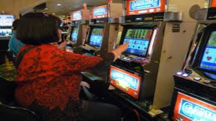 How to Play Online Slots Safely and Effectively 3 Slots