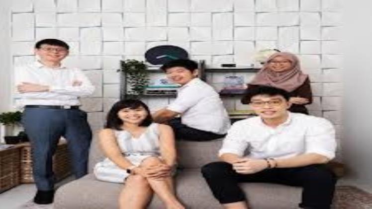 Master Concepts Faster with Engaging Economics Tuition Singapore Students Trust 2 Students
